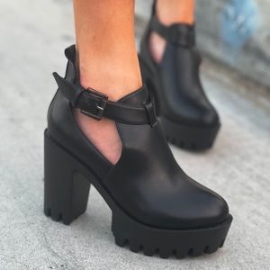 Chunky heel lug booties